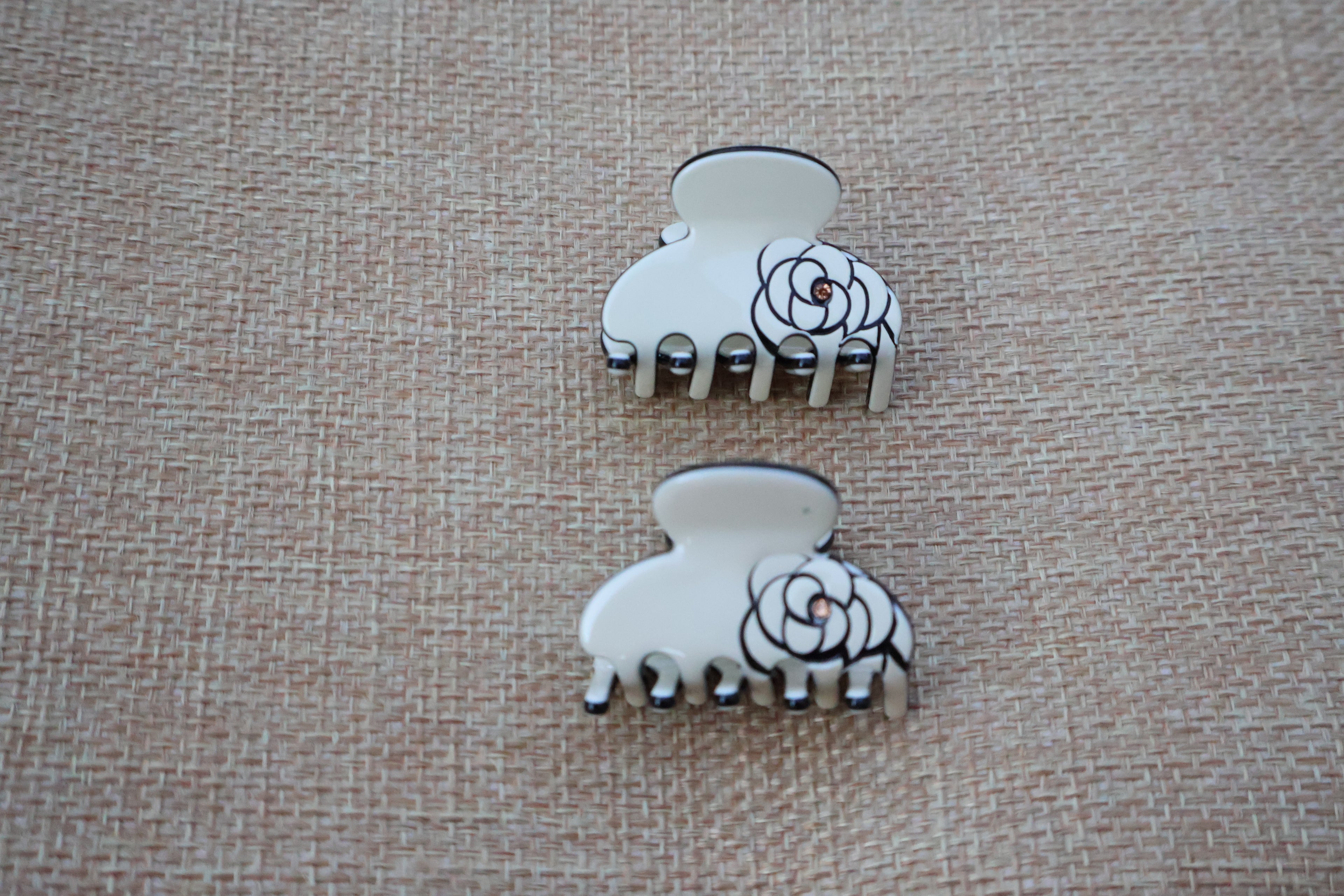 Petite Clip Pair (5 colours)