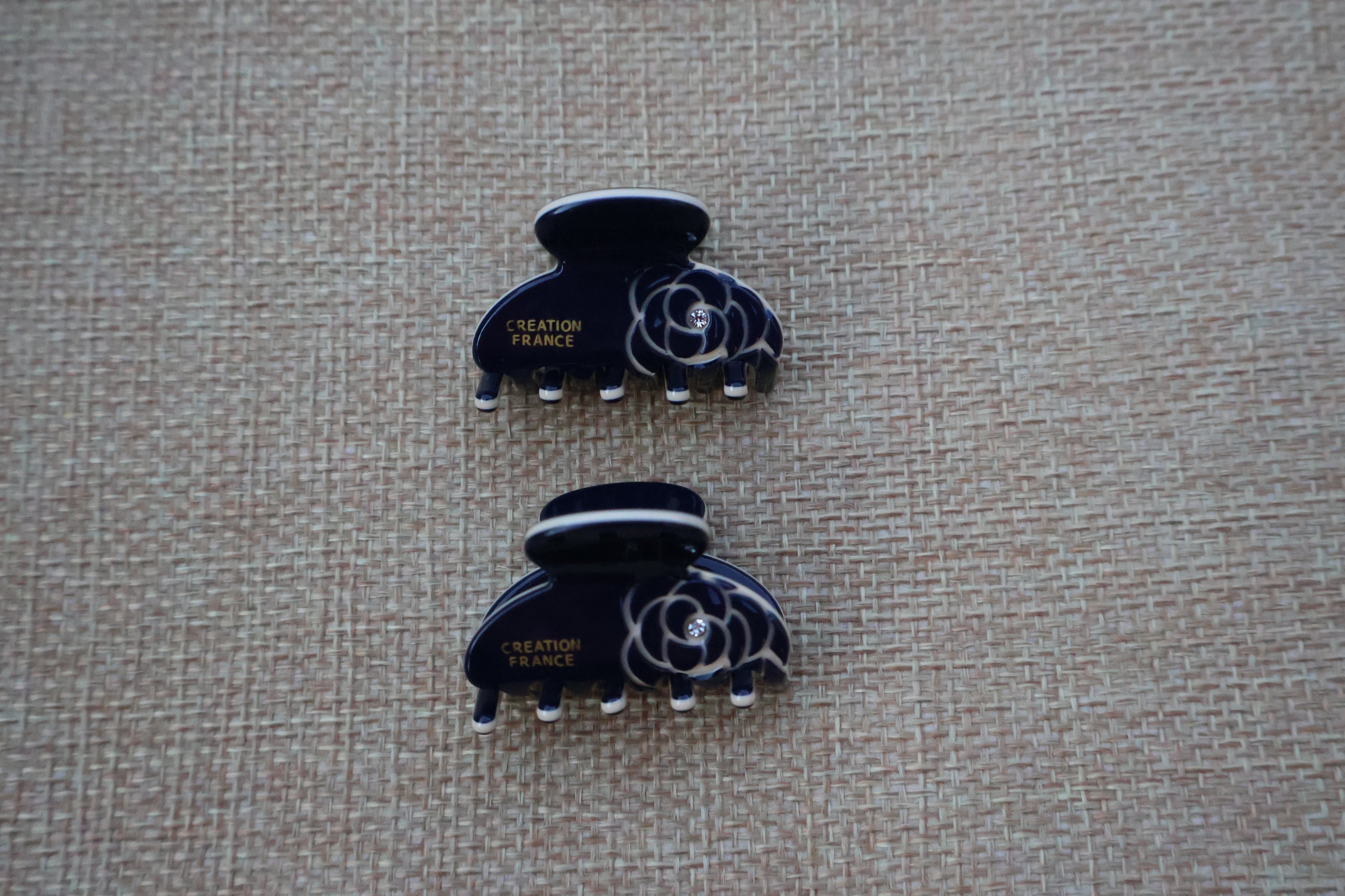 Petite Clip Pair (5 colours)
