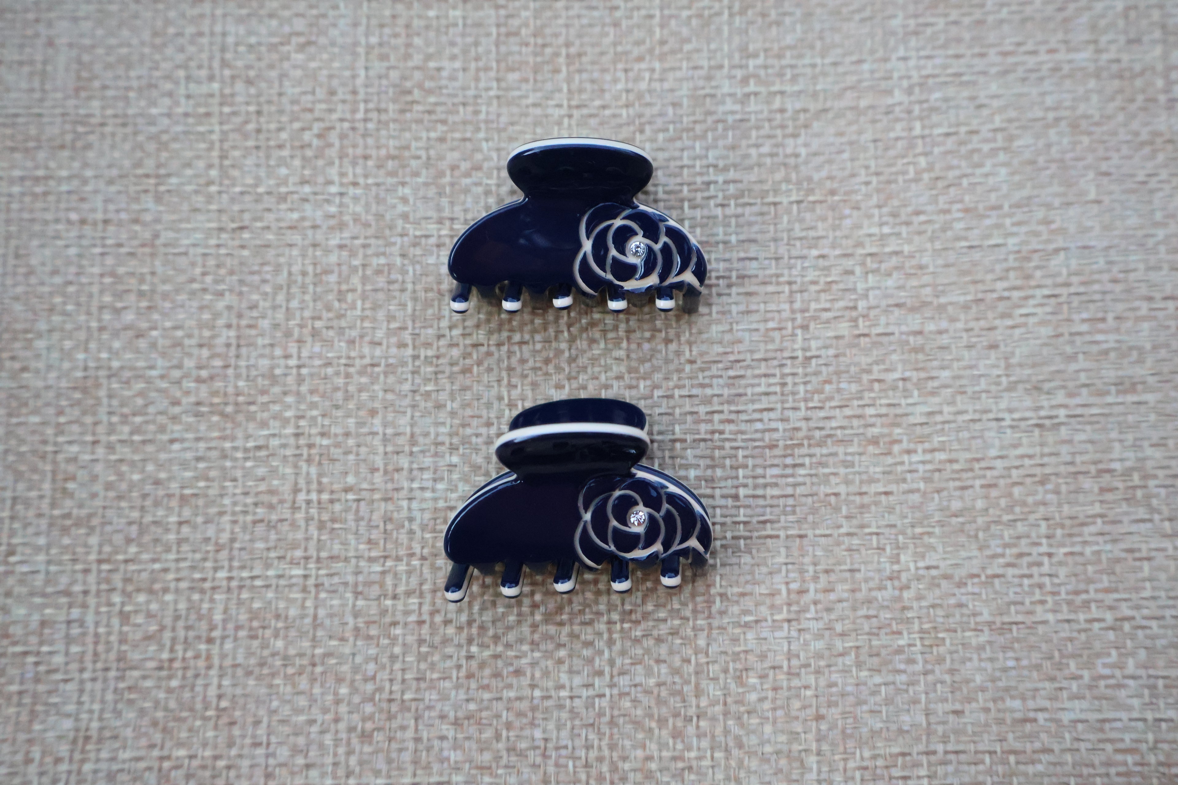 Petite Clip Pair (5 colours)