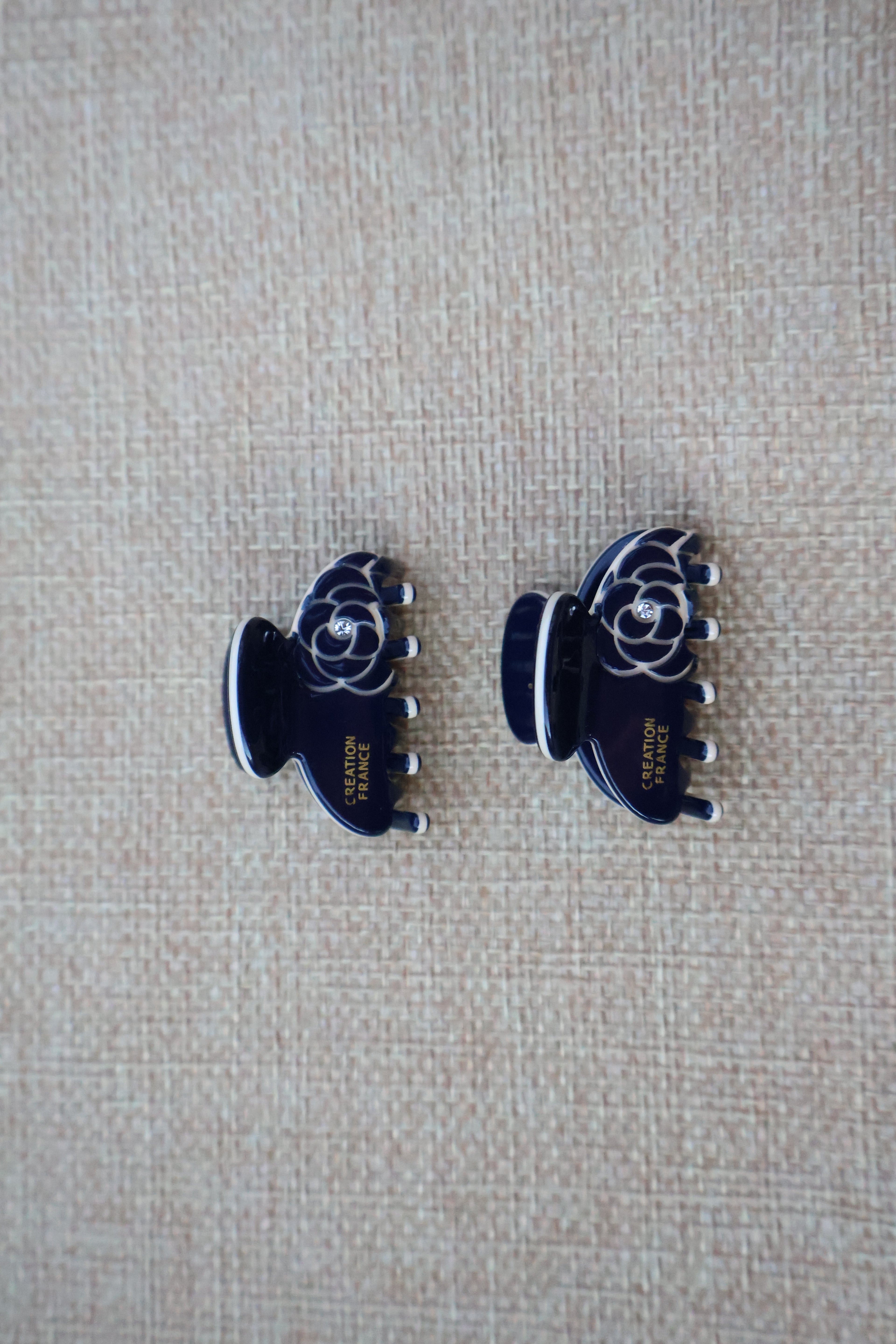 Petite Clip Pair (5 colours)