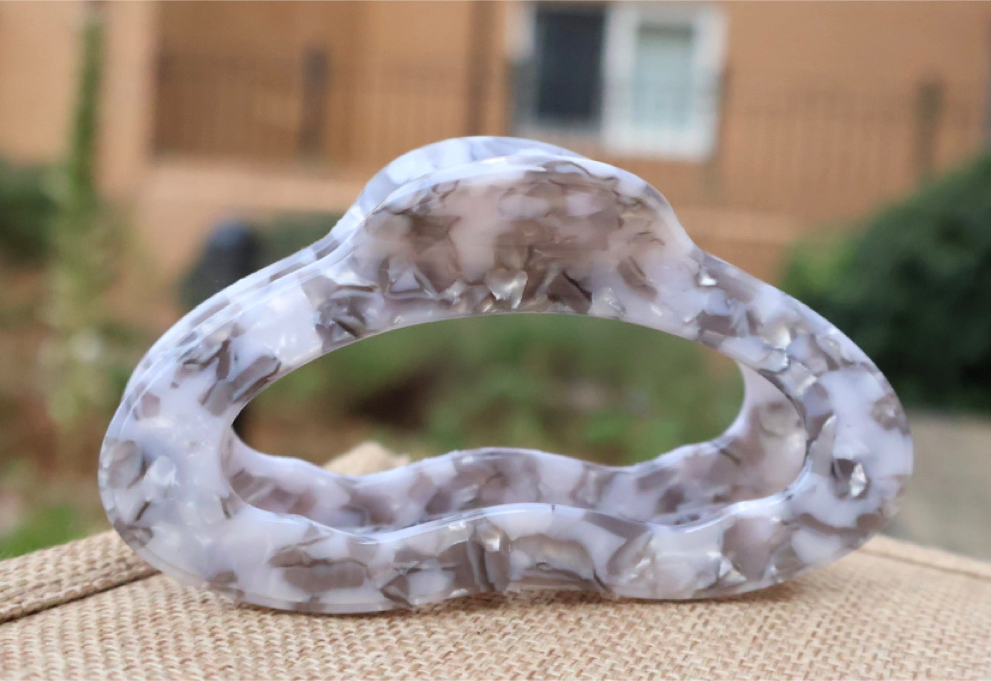 Savanna Oval Claw (3 colours)