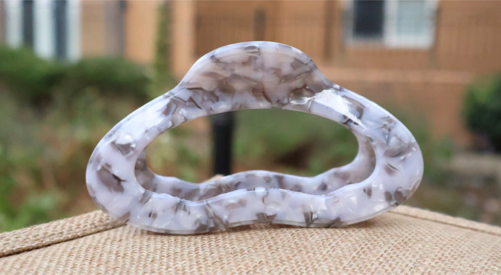 Savanna Oval Claw (3 colours)