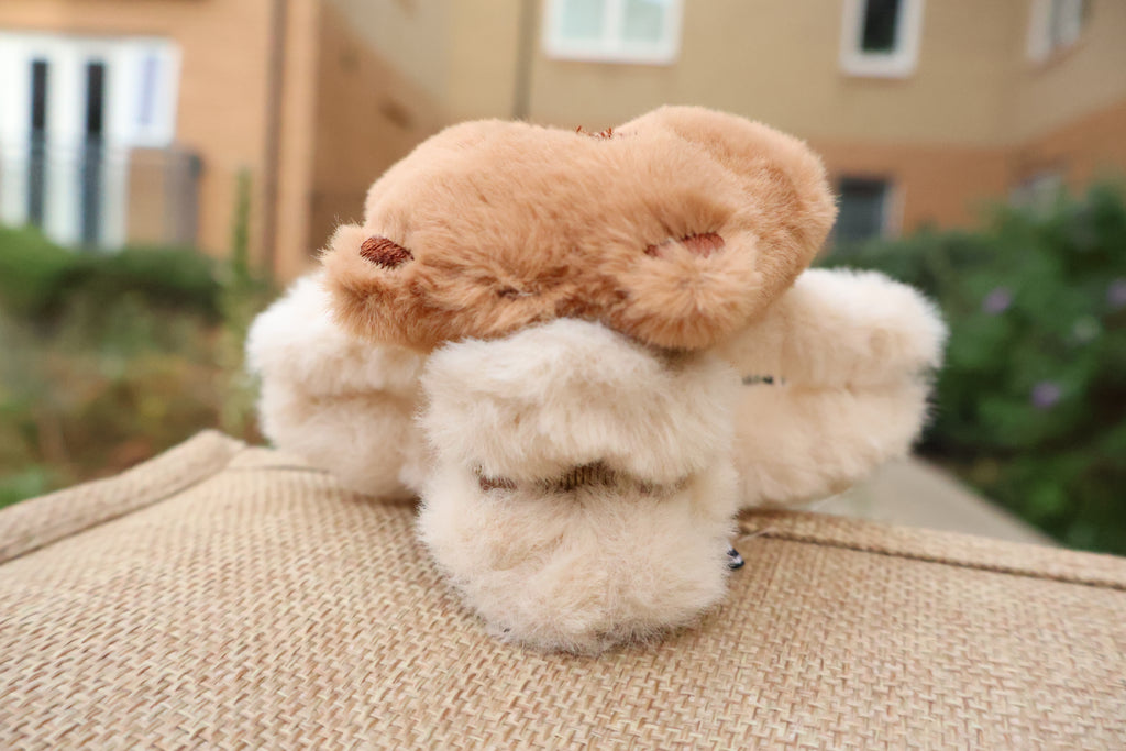 Capybara Charm Clip