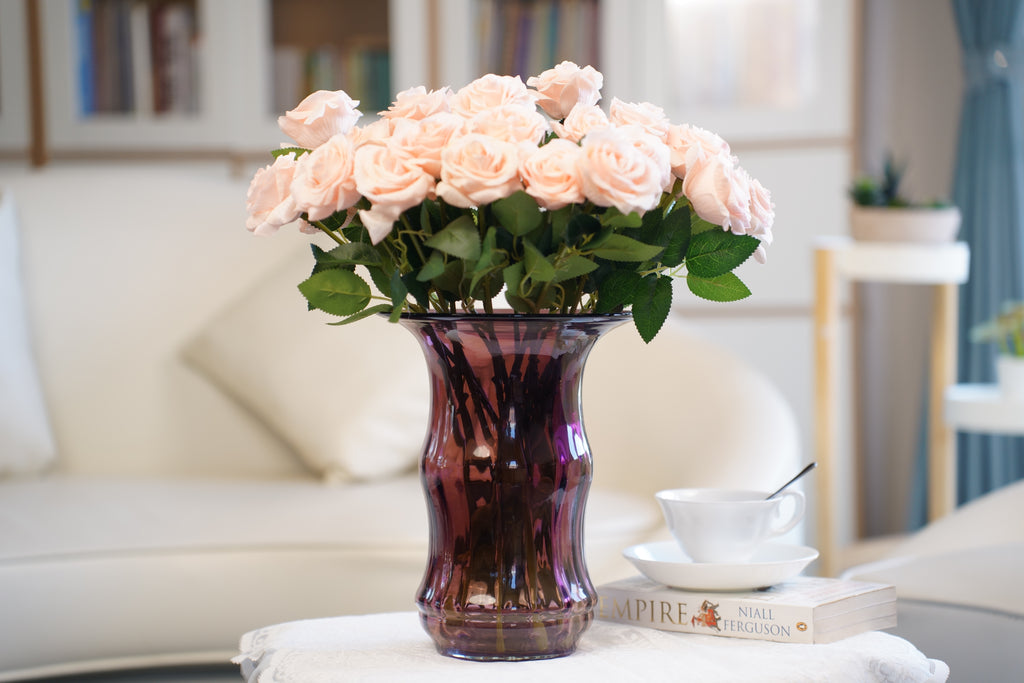 Contour Flared Glass Vase (26 cm)
