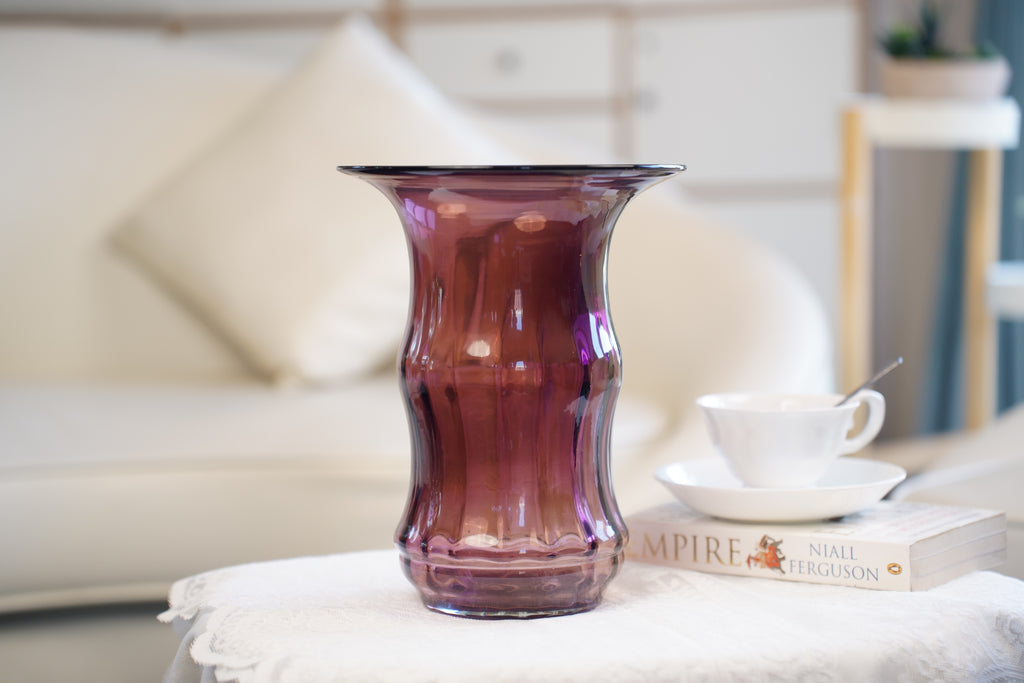 Contour Flared Glass Vase (26 cm)
