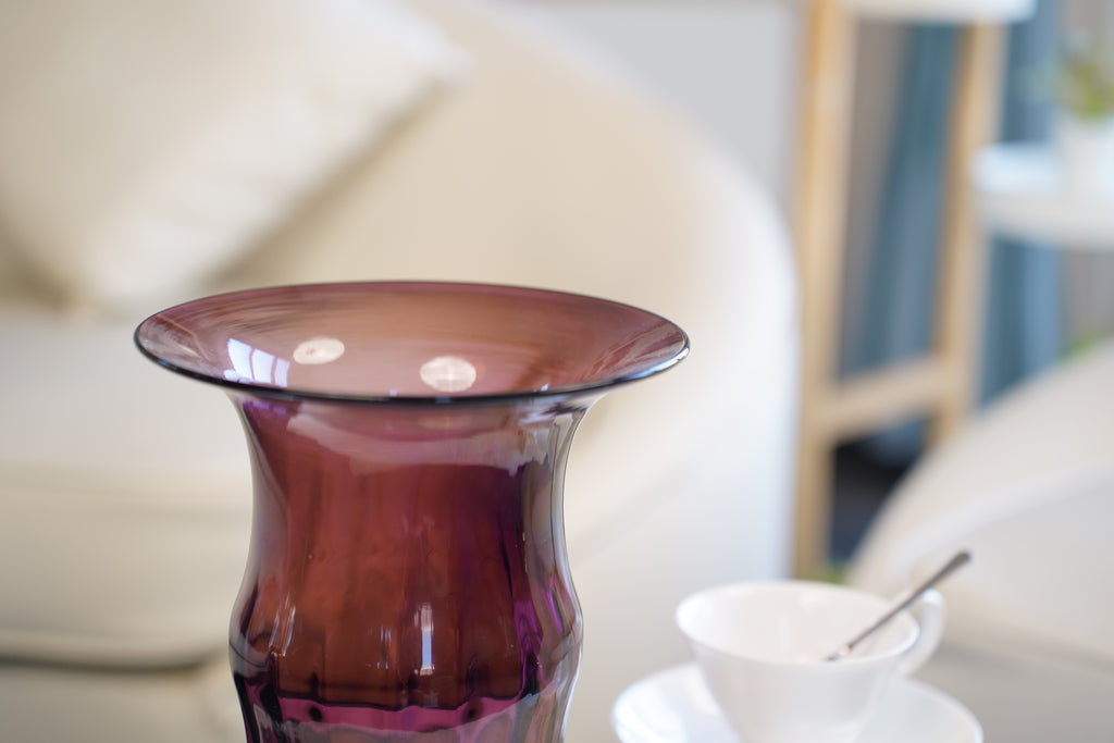 Contour Flared Glass Vase (26 cm)