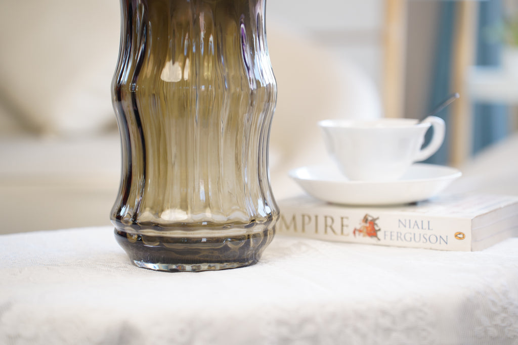Contour Flared Glass Vase (26 cm)
