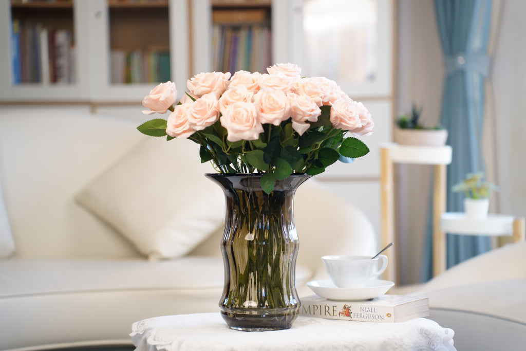 Contour Flared Glass Vase (26 cm)