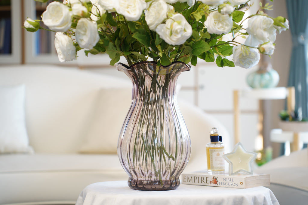 Palais Waved-Rim Glass Vase (2 sizes)