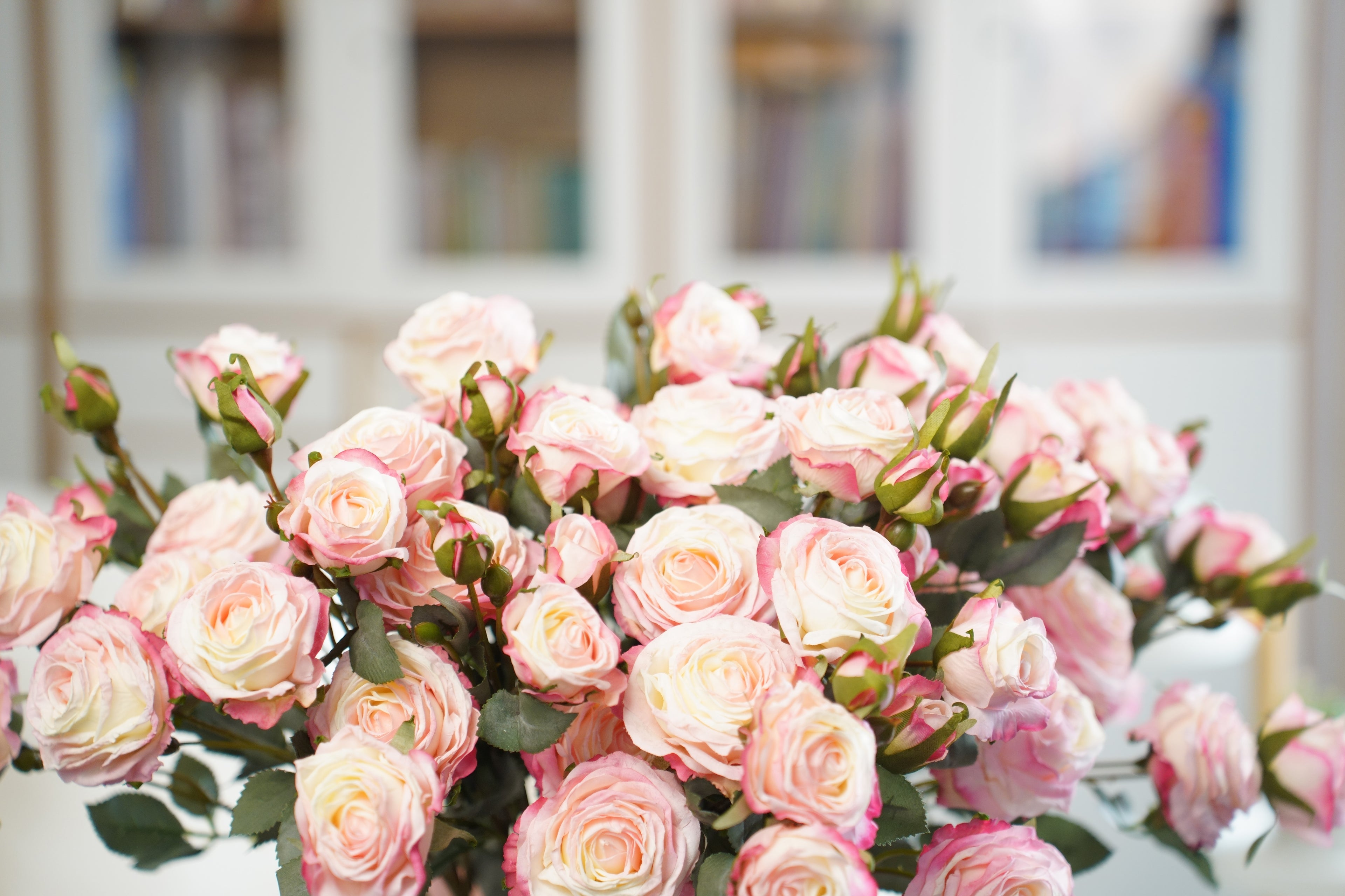 Vintage-Edge Garden Rose Stem, 66cm (6 heads)