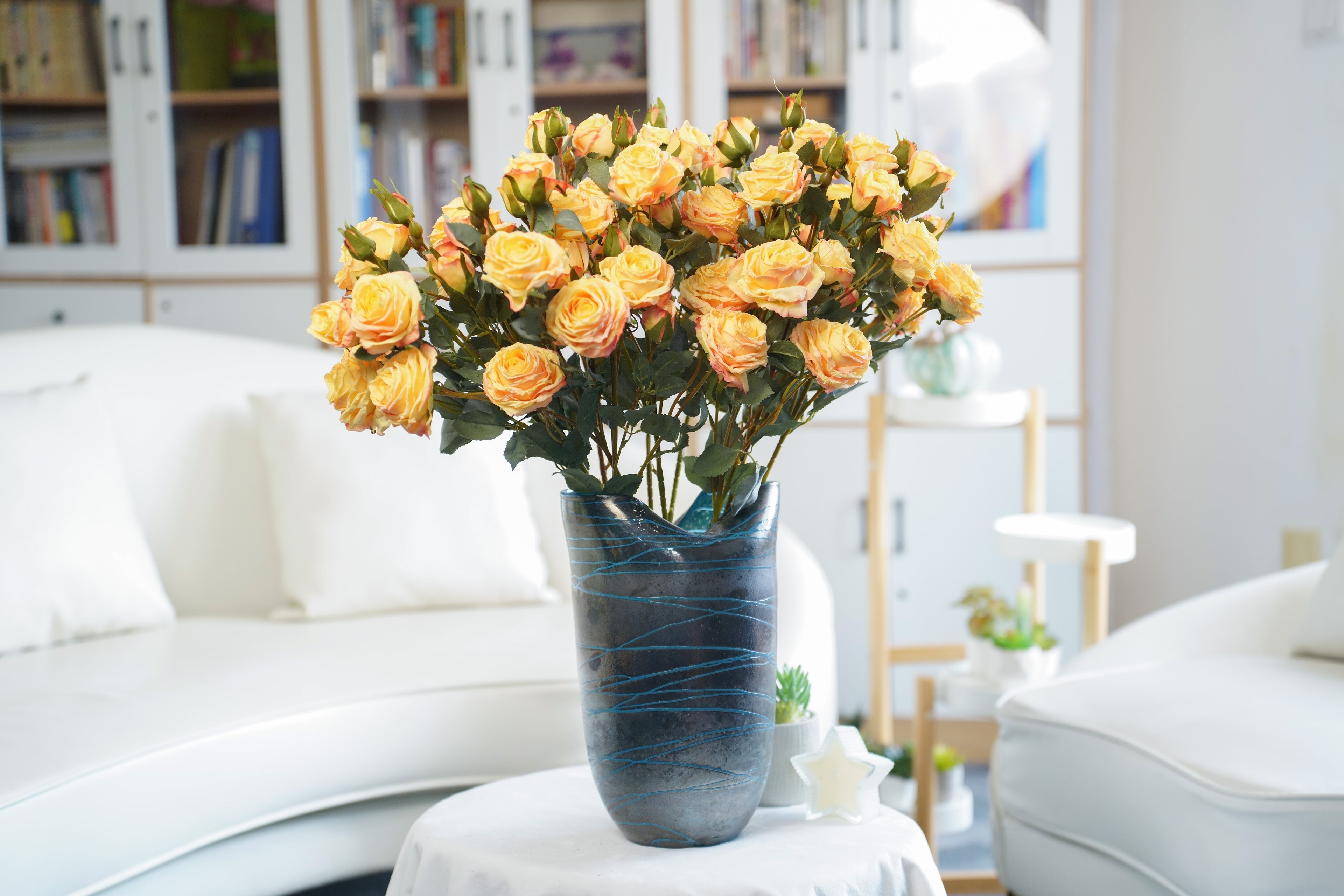Vintage-Edge Garden Rose Stem, 66cm (6 heads)