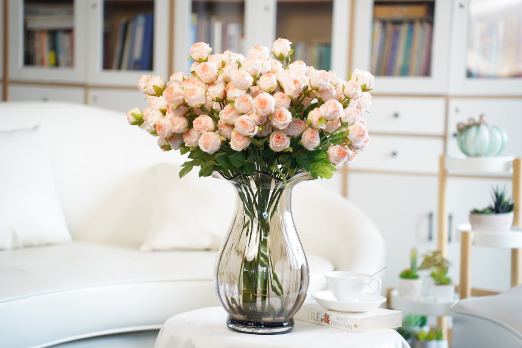 Palais Waved-Rim Glass Vase (2 sizes)