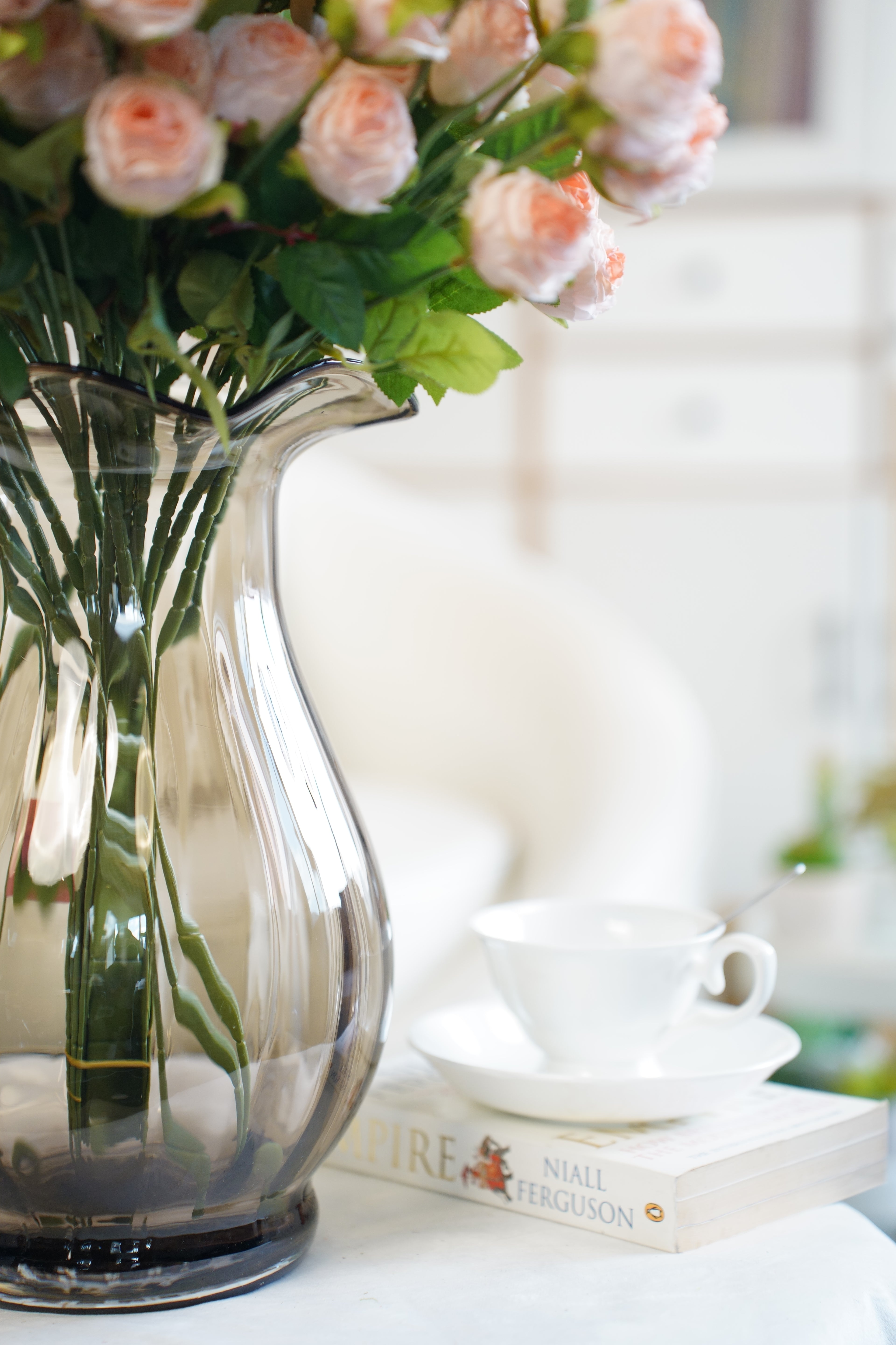Palais Waved-Rim Glass Vase (2 sizes)
