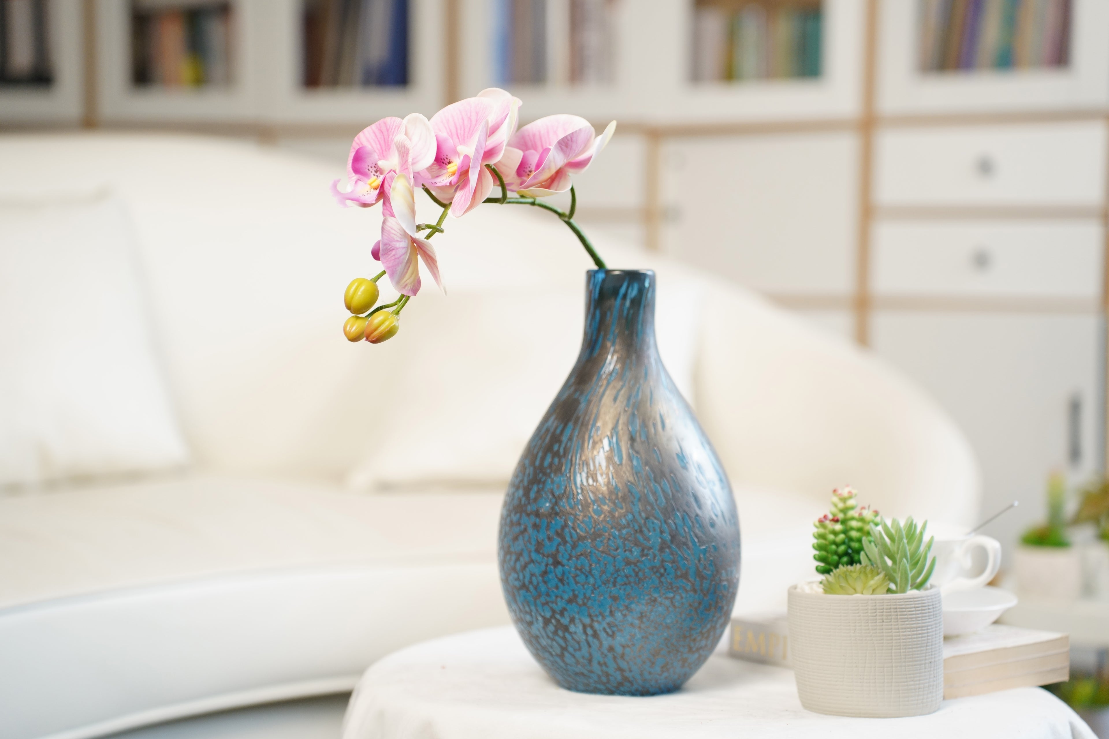Petite Phalaenopsis Orchid Stem, 45 cm (5 heads)