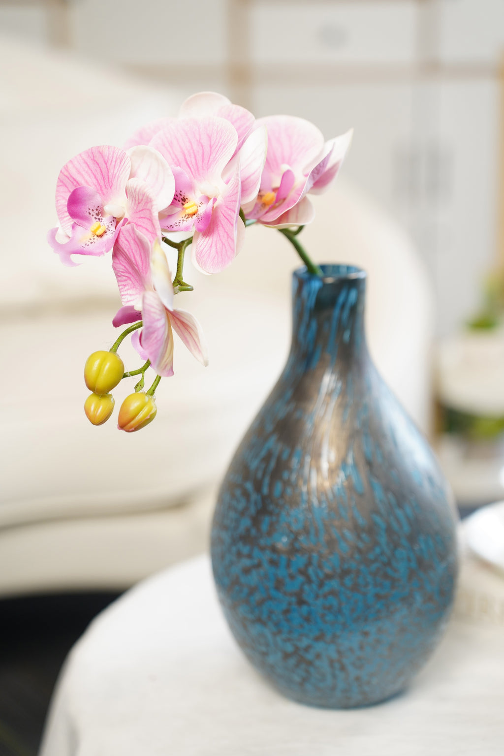 Petite Phalaenopsis Orchid Stem, 45 cm (5 heads)